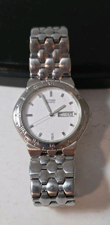 Vintage Style Men's (CITIZEN) Quartz Watch with Stainless Steel Case and Bracelet - Working