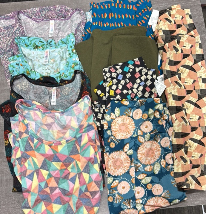 LuLaRoe Liquidation - Lot of 1-Cassie Pencil Skirt, 4-Azure Skirts, 4-Perfect T (Size S) - MSRP $319