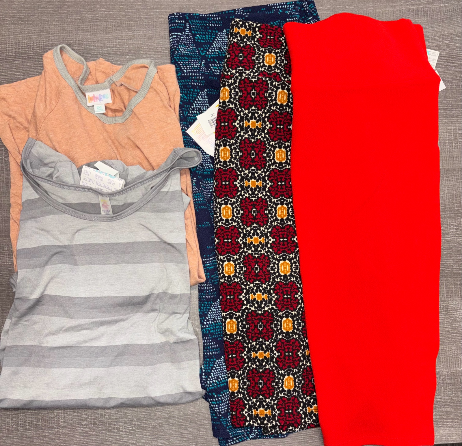 LuLaRoe Liquidation - Lot of 1-Lynnae Top, 1-Randy Tee, 3-Cassie Pencil Skirts (Size 2XL) - MSRP $178