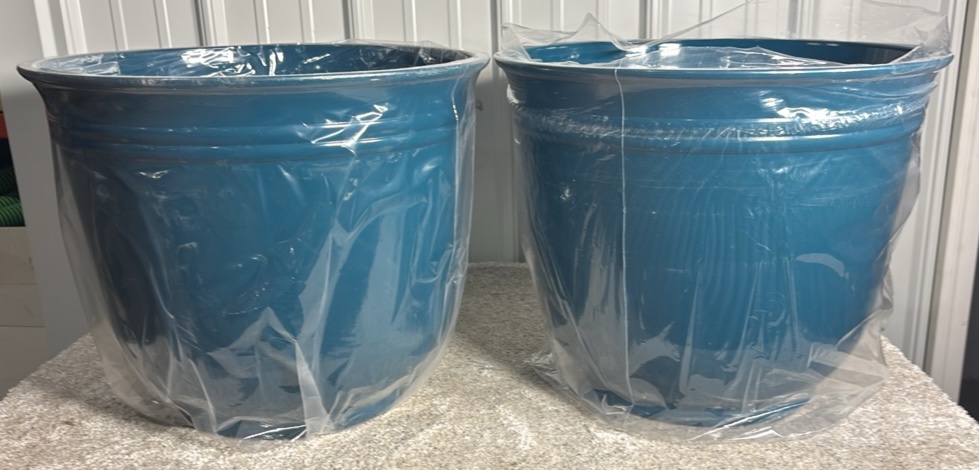 Theo Resin Planters by Trendspot, 2-Pack (Teal)