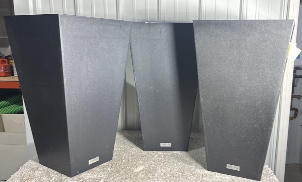 26 Taper Planter by Veradek, 3-Pack - MSRP $143