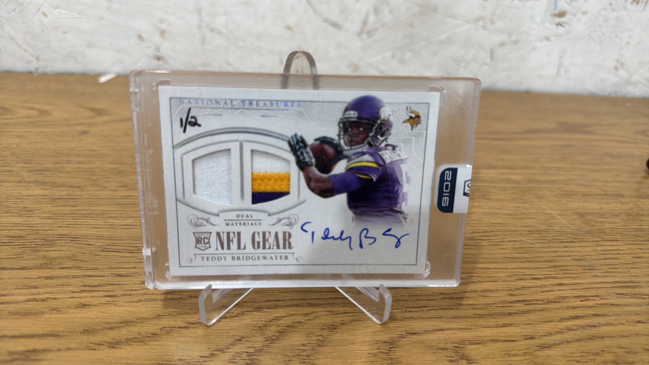 2014 National Treasures NFL Gear RPA Teddy Bridgewater Autograph Patch Serial #12