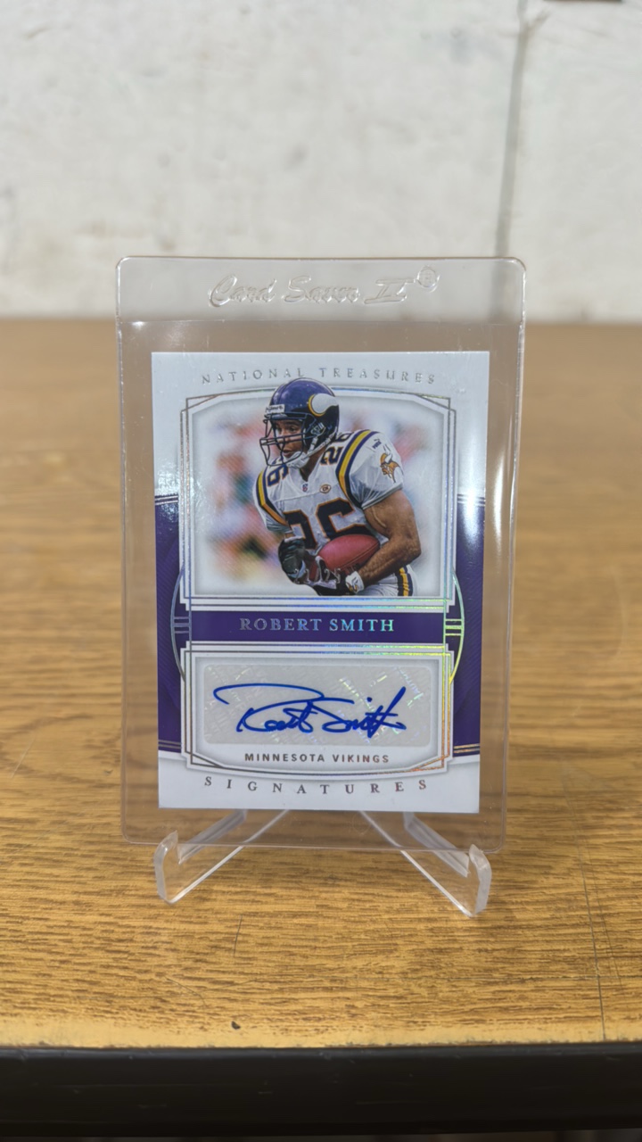 2019 National Treasures Signatures Robert Smith Autograph Serial 2225