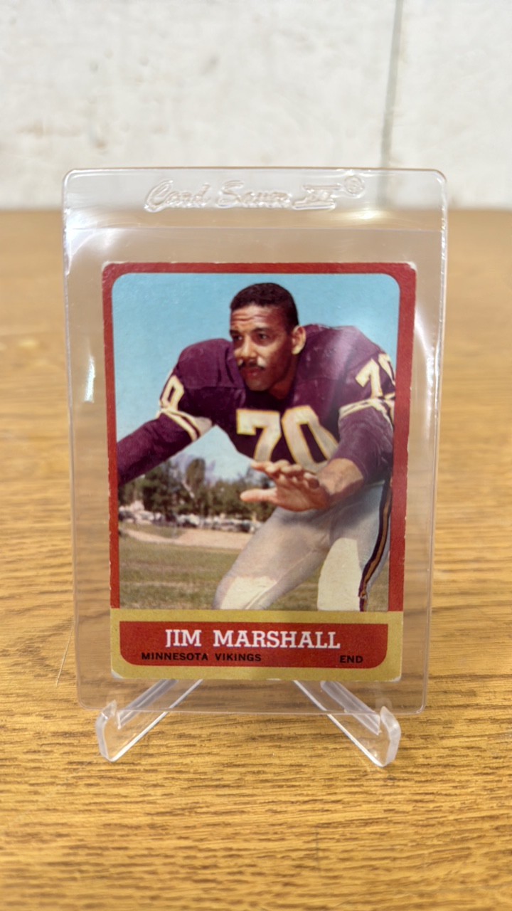 1963 Topps Jim Marshall Rookie Card #107