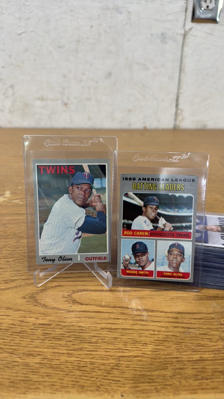 1970 Topps Tony Oliva & CarewOliva Batting Leaders