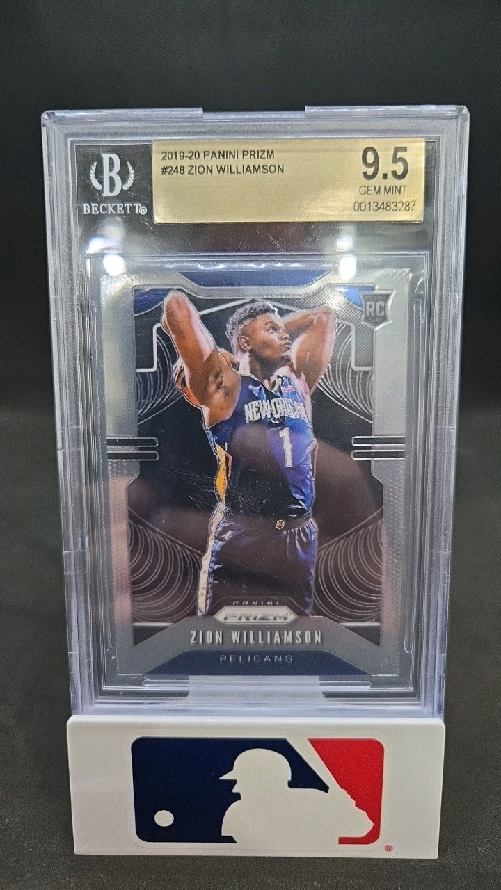 2019 PRIZM ZION WILLIAMSON ROOKIE CARD GEM MINT 9.5