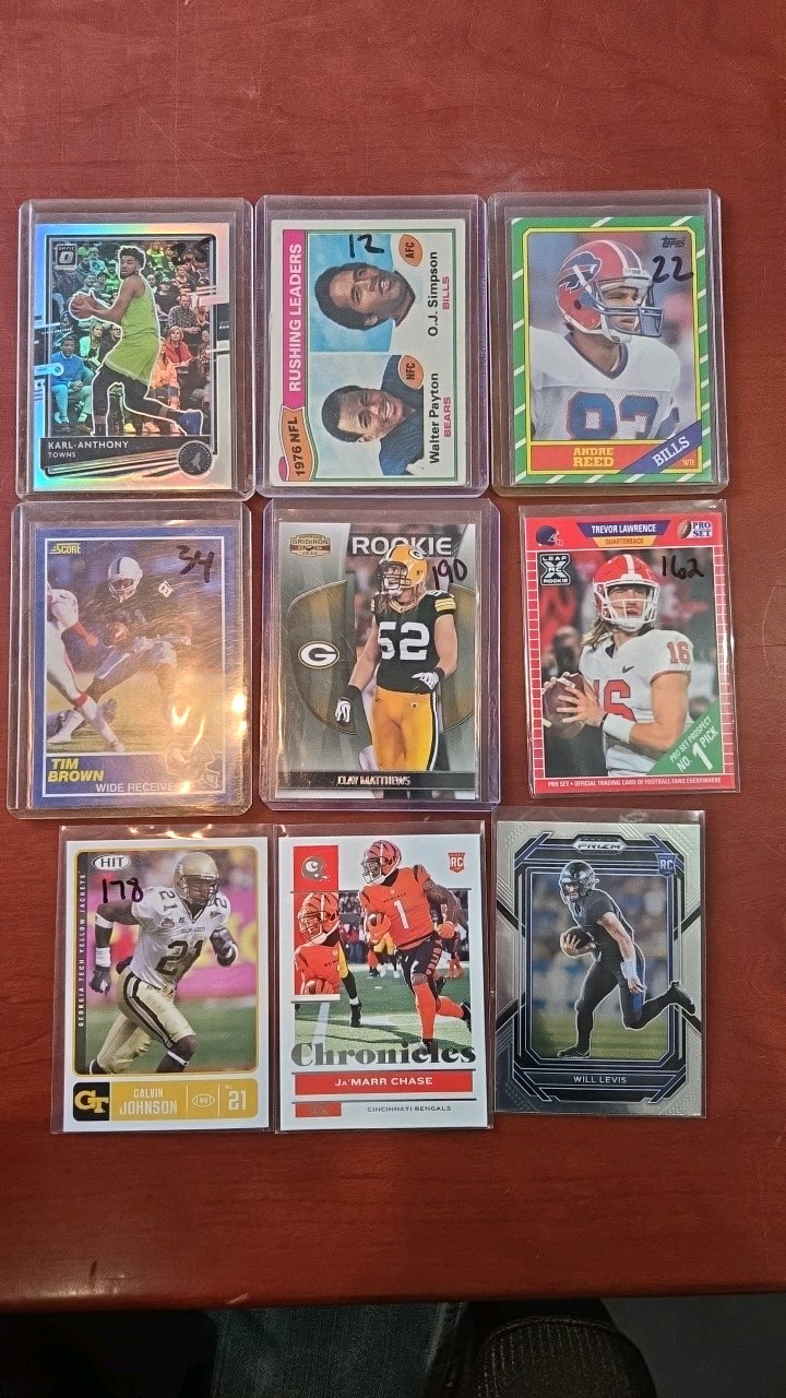 ASSORTED SPORTS CARD LOT OF 9