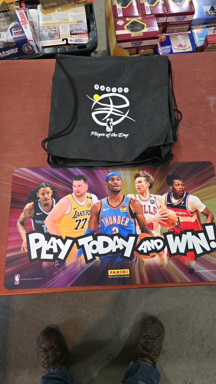 PANINI PLAY MAT AND 4 BACK PACKS