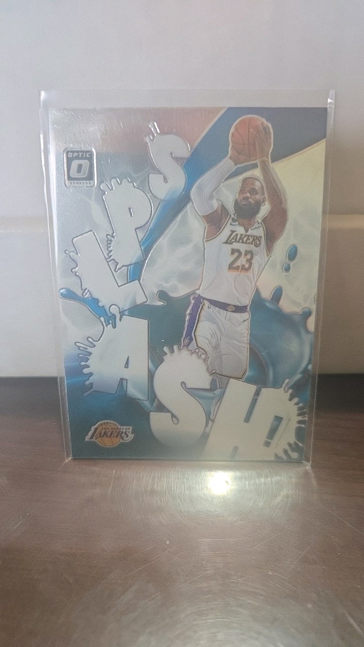 2020 OPTIC LEBRON JAMES SPLASH INSERT