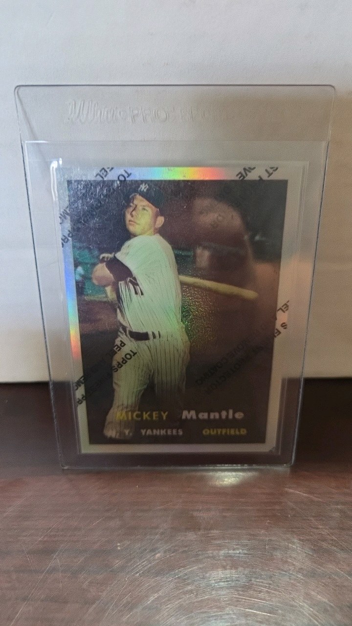 1996 Topps Mickey Mantle refractor 57 insert card