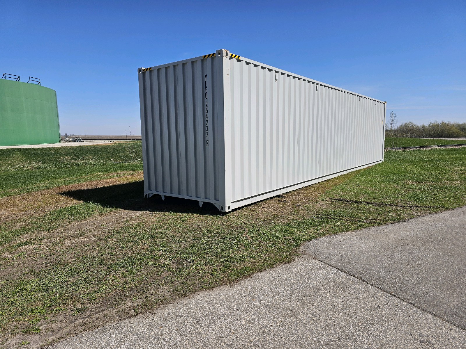 Unused 2026 40 FT CONTAINER WITH 4 DOORS IRC 40-YHX