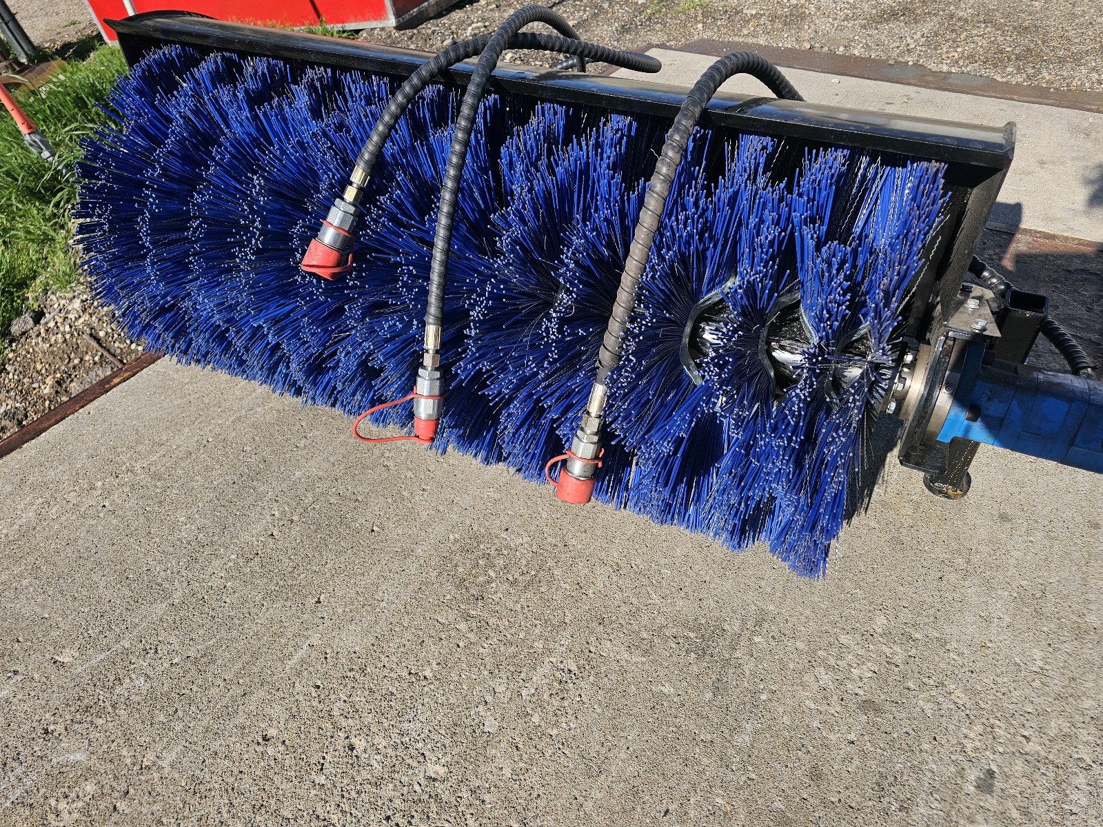 AGT SKID LOADER BROOM