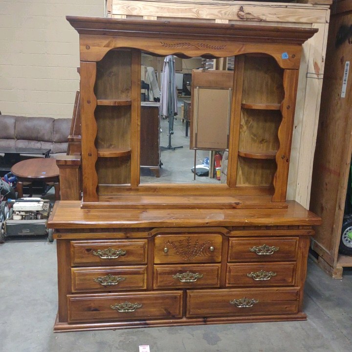 dresser