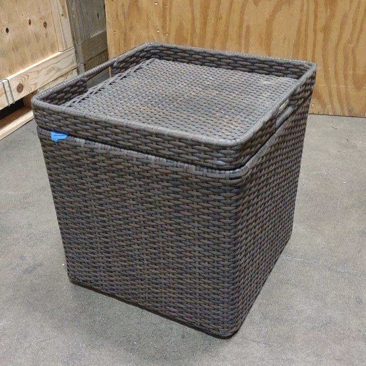 patio compartment table with tray