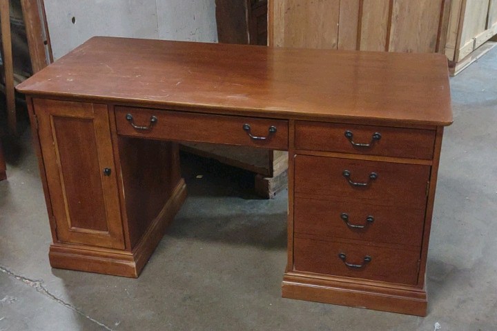 desk