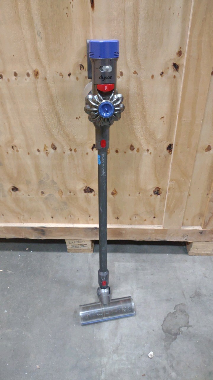 Dyson v7 animal vacuum