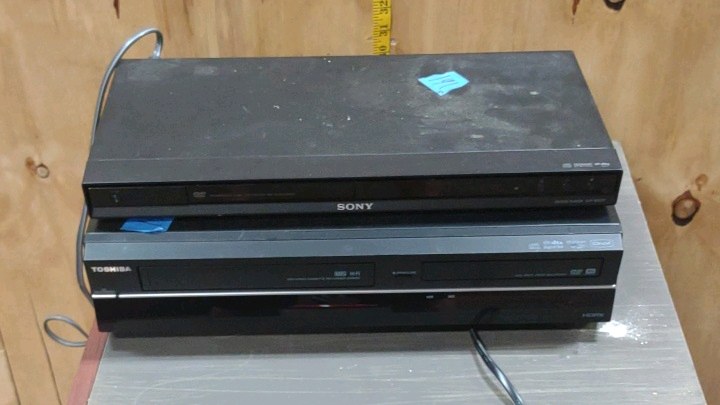 DVD player, vcrdvd player