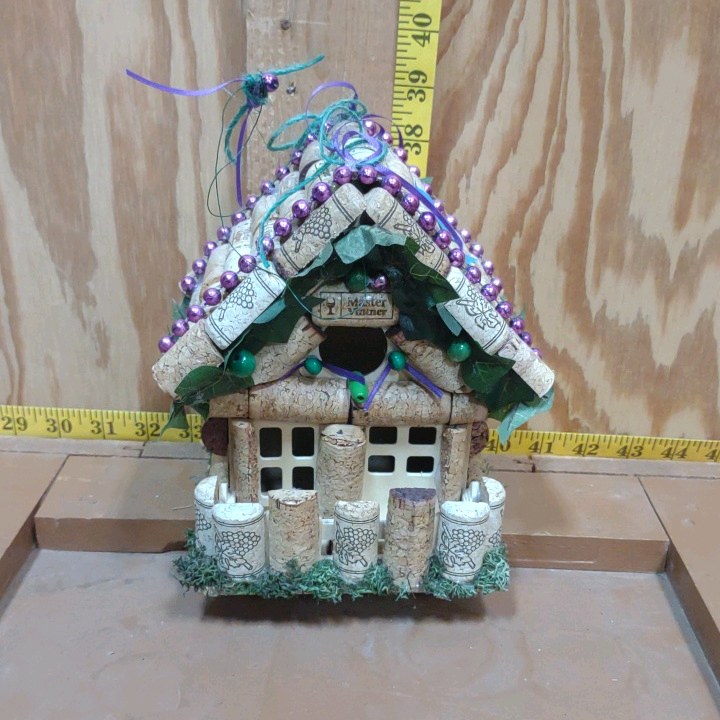 bird house