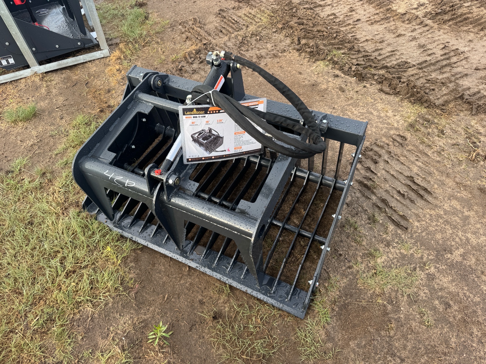 LandHonor 2026 Unused MRB-72-44W Rock Bucket