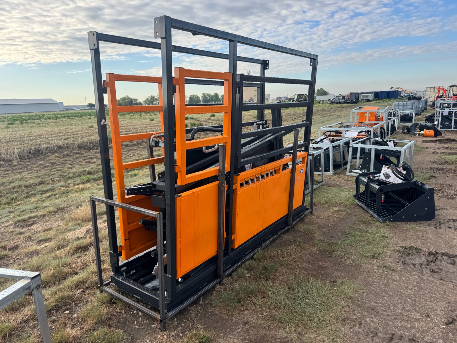 LandHonor 2026 Unused LHR-CSC10 Cattle Squeeze Chute