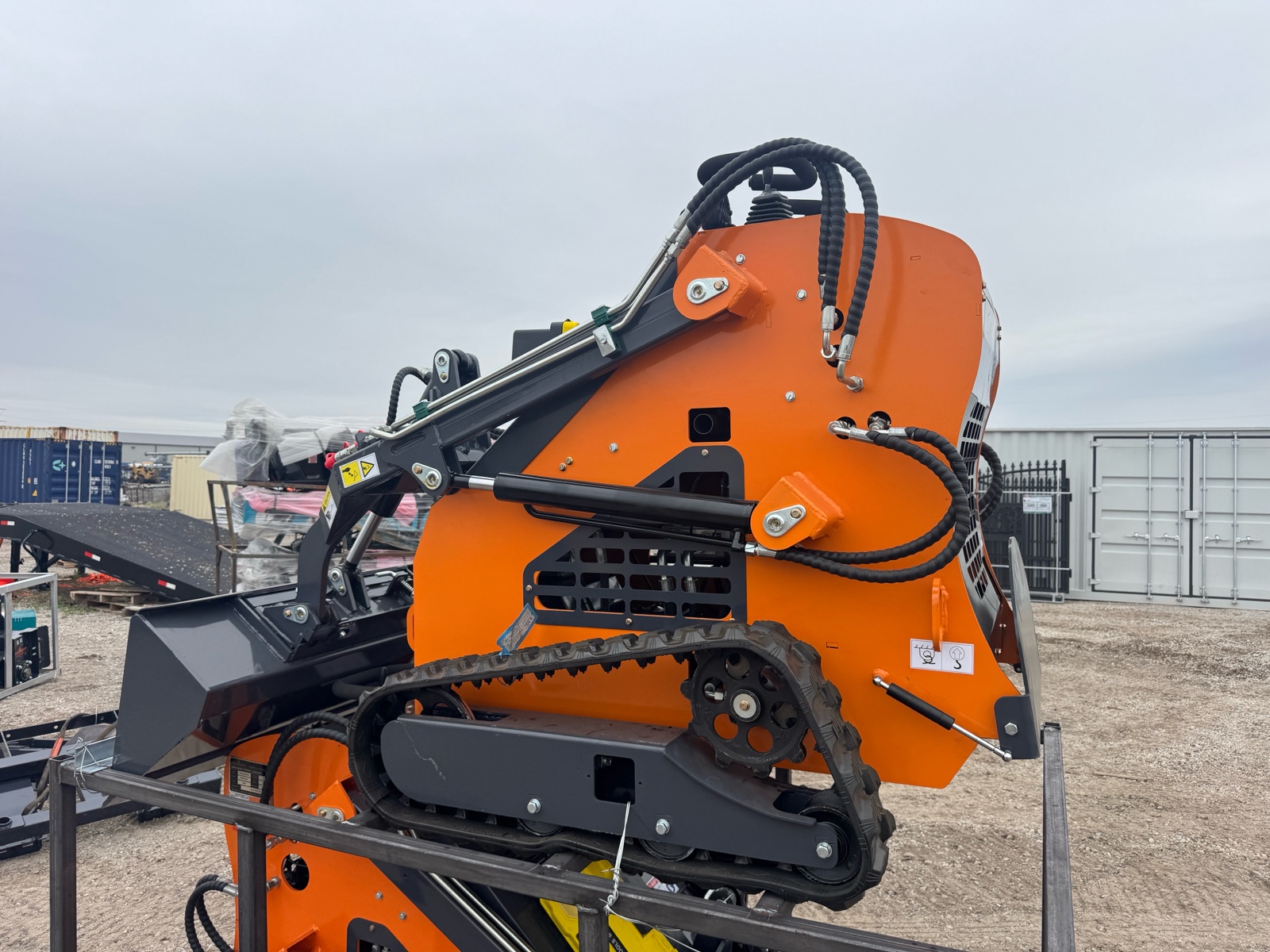 LandHonor 2026 Unused LHR-ME380X2 Skid Steer Loader