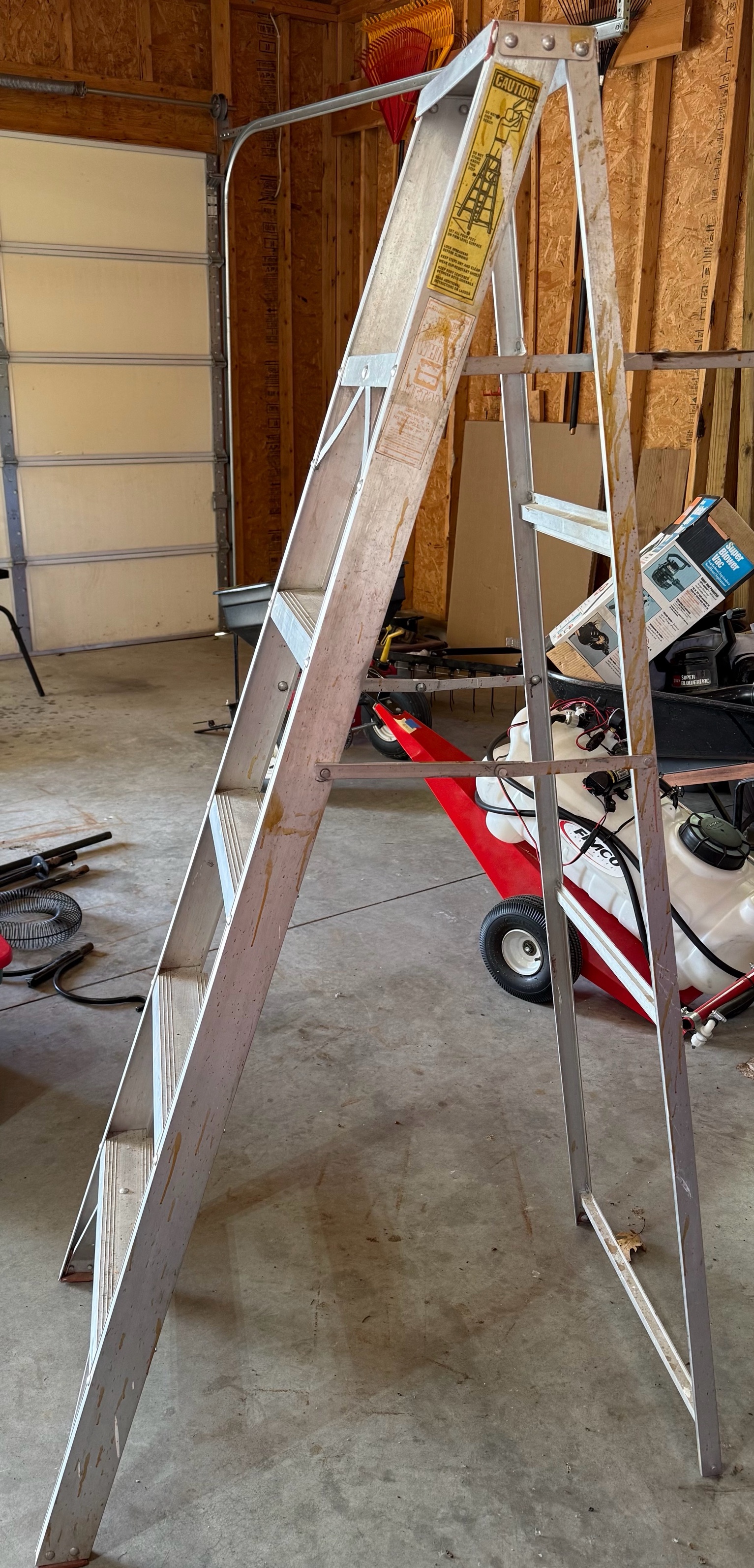 6ft Aluminum Ladder