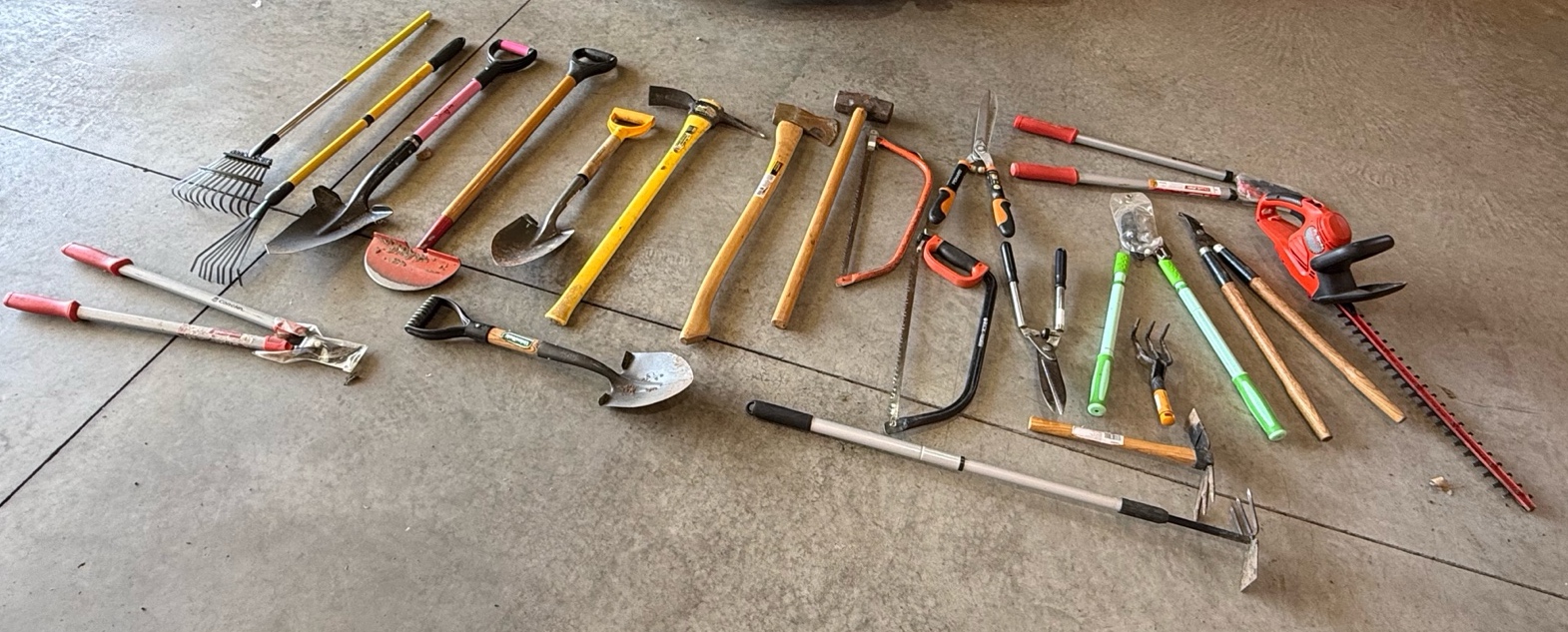 Large Tool Lot