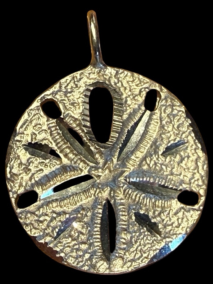 14K Yellow Gold Sand Dollar Pendant