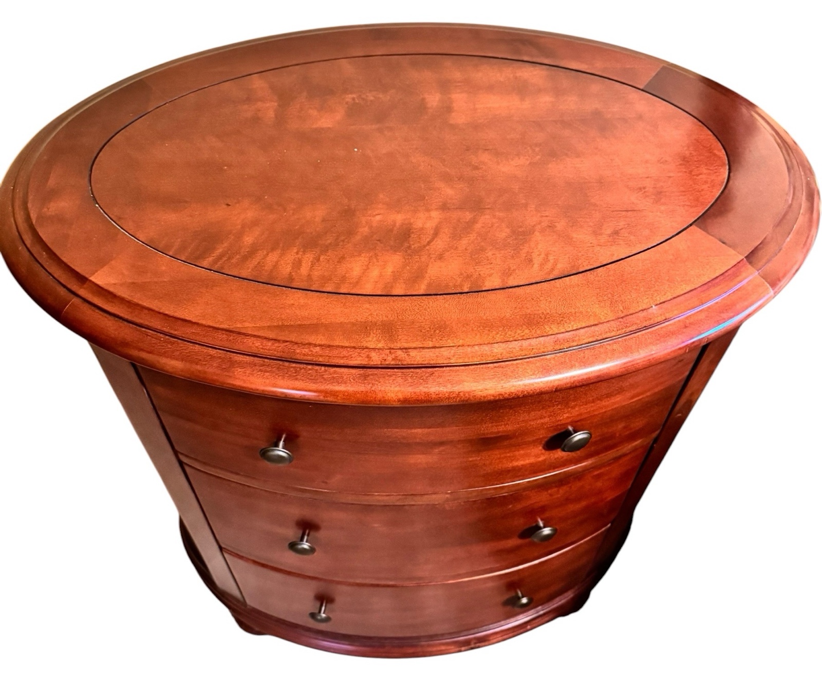 Winners Only Renaissance Oval Nightstand