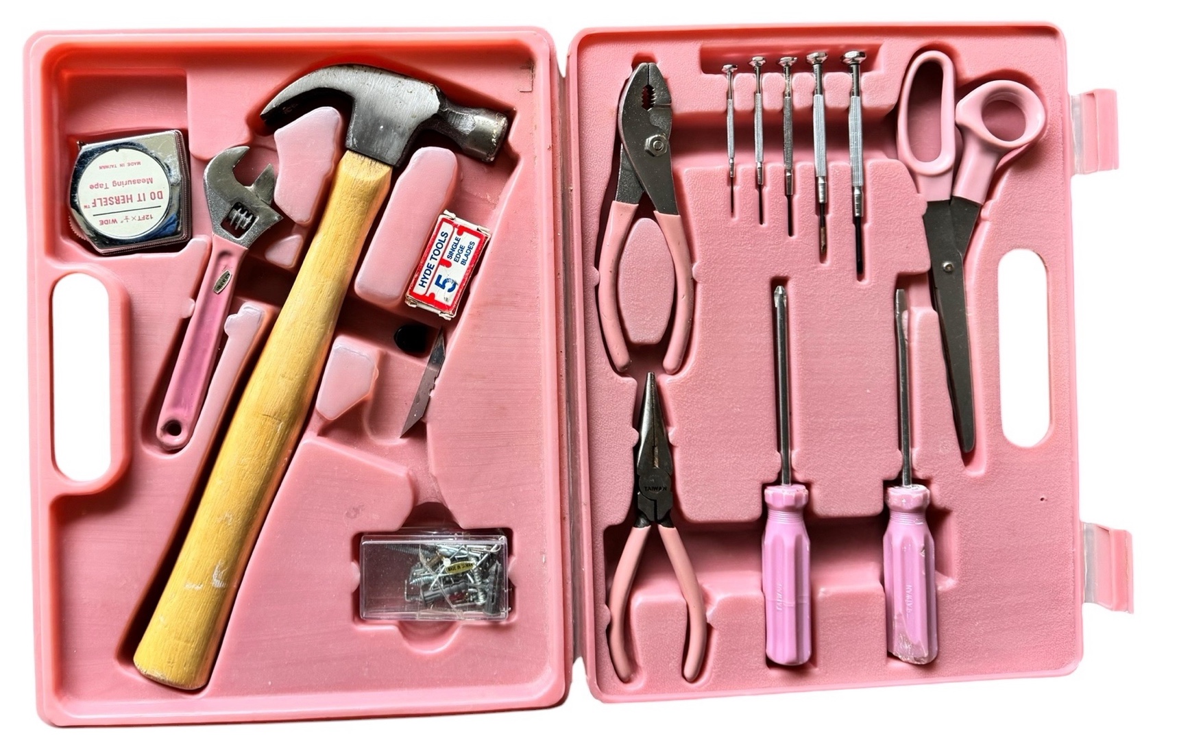 Do it Herself Pink Tool Set