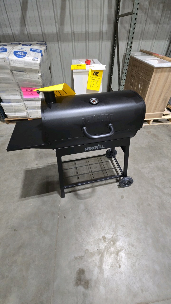 Nexgrill Oakford Outpost 29-Offset Smoker Charcoal Grill in Black