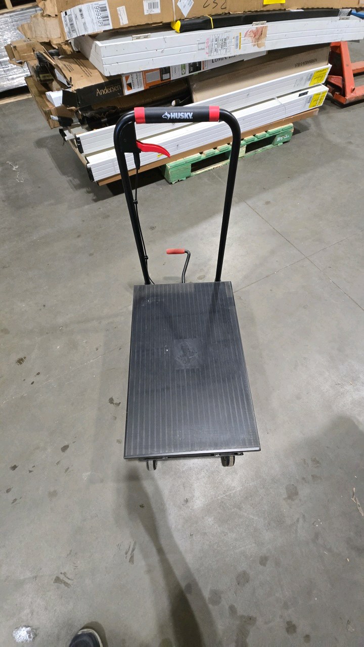 Husky 500 lb Hydraulic Lift table