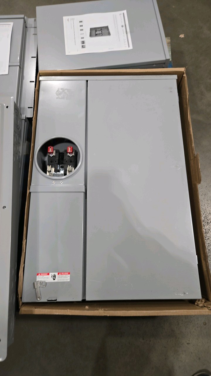 Siemens 200 Amp 40-Space 40-Circuit Outdoor Combination Meter Combo Load Center