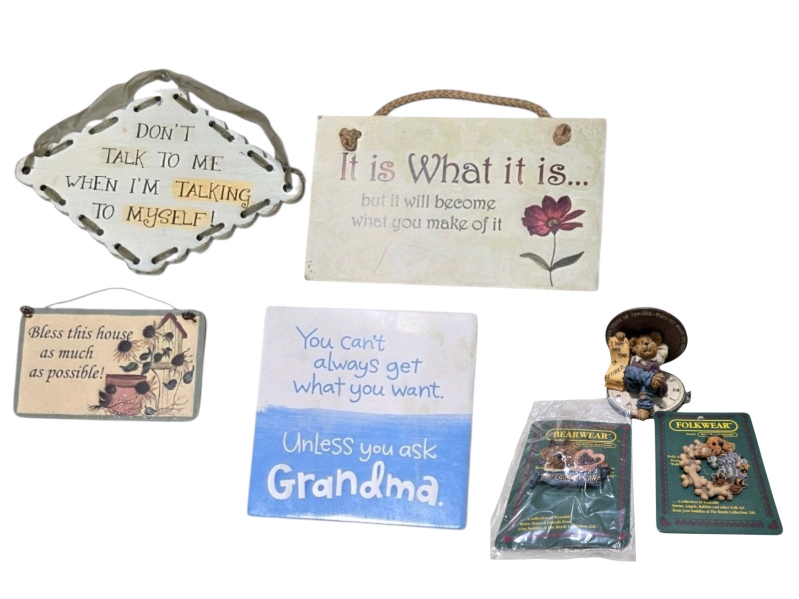 Boyds Bears & Friends Collectibles Lot - Bearstone Hardley Hasslefree, Folkwear, Bearwear & Wall Signs