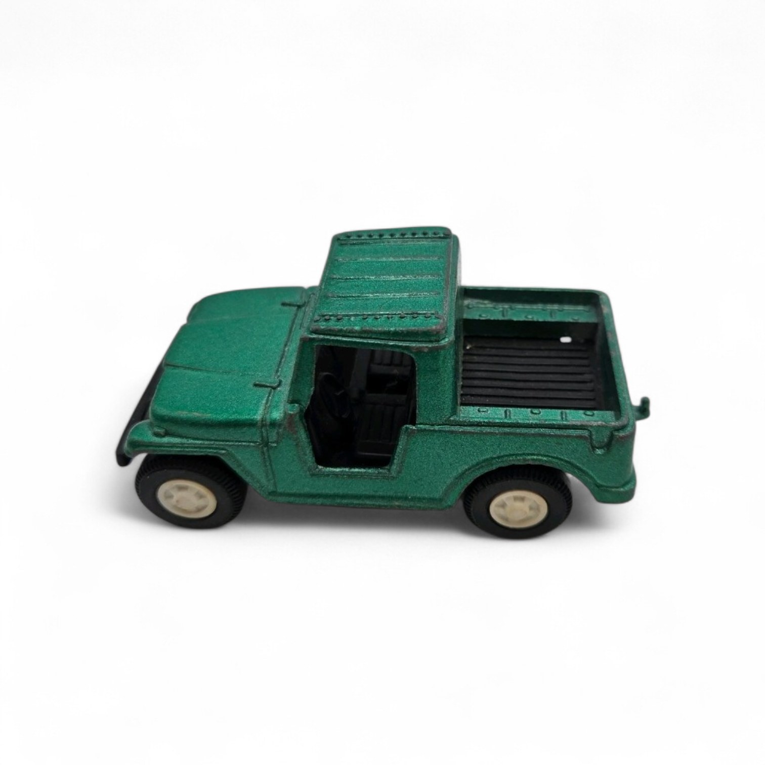 Vintage Tootsietoy Die-Cast Green Jeep Truck 3 Collectible Vehicle Toy Car