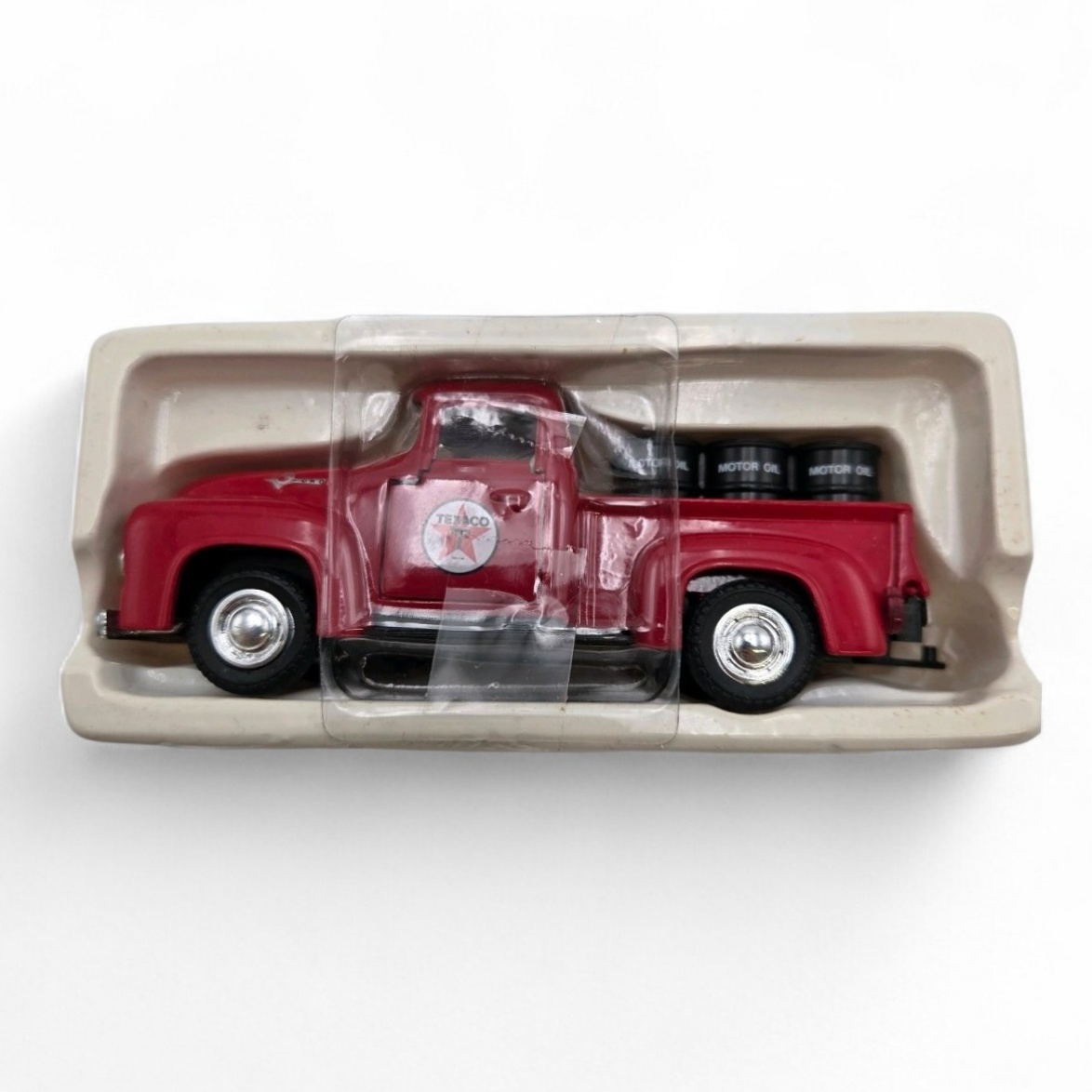Road Champs 1956 Ford F-100 Pickup Metal Truck Texaco Motor Oil 5 Collectible