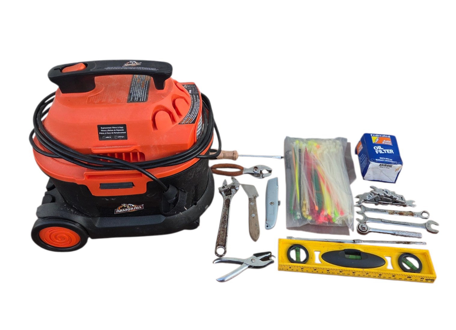 Armor All 2 HP WetDry Vacuum with Mixed Hand Tools, Level, Zip Ties and Oil Filter