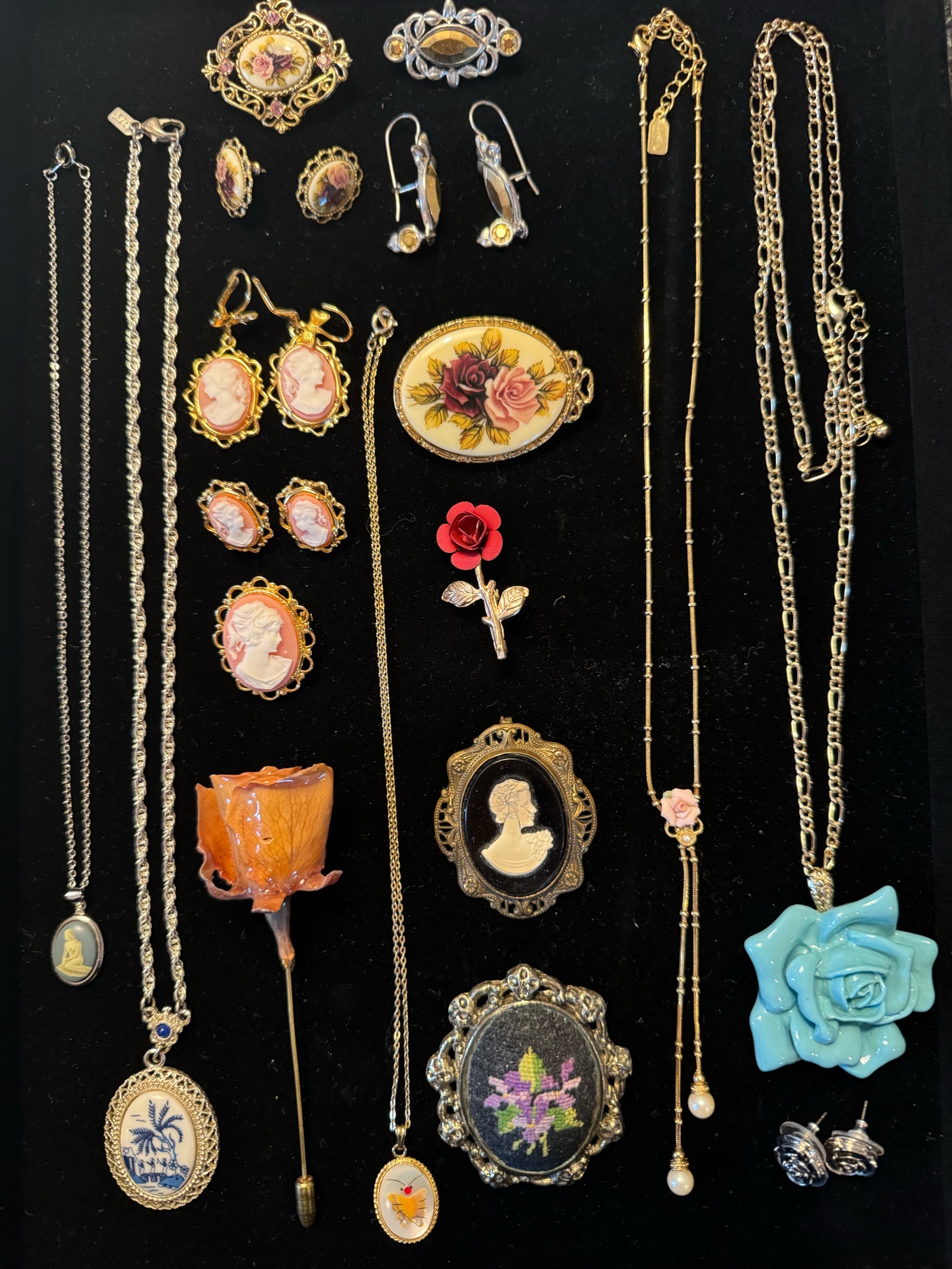 Vintage Jewelry