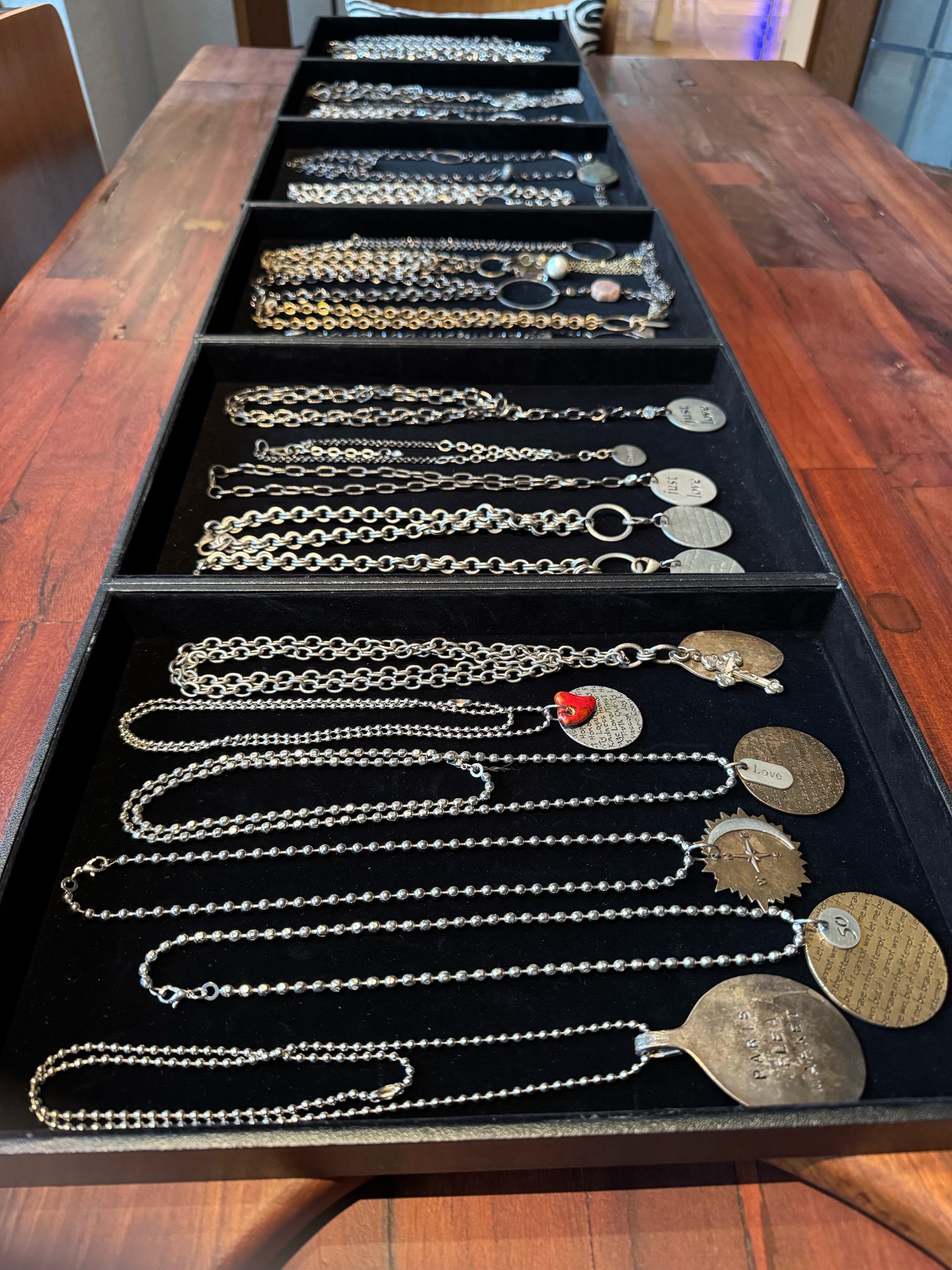 Mac and Me Chains