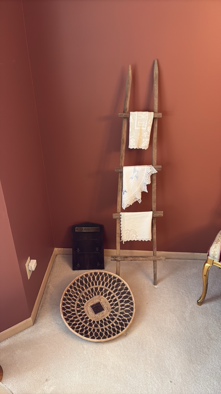 3 items of decor