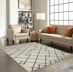 Indoor Area Rug 5-Feet X 7-Feet Cream Color With Gray Accents From Project 62 Pile 100% Olefin 5x7 Area