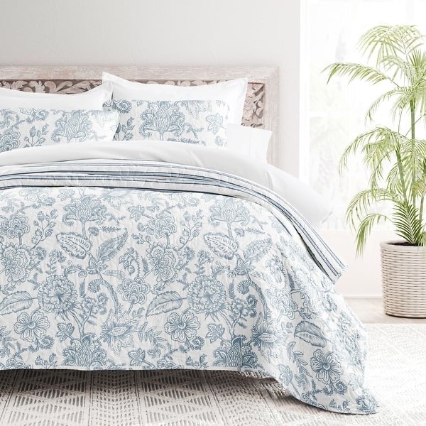 King - Becky Cameron All Season 3 Piece JacobeanStripe Reversible Quilt Set with 2 Shams  Retail $115