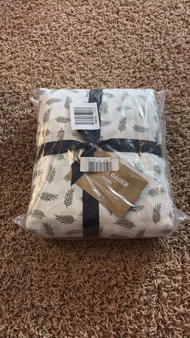 Queen - Eddie Bauer Brand Cotton Percale Sheet Set Queen Sized Bed FernLeaf Pattern, White Background