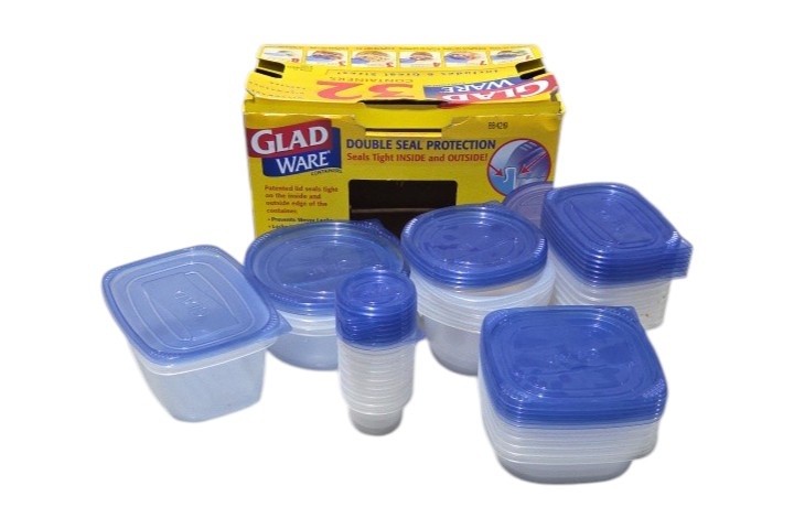 GladWare Plastic Food Storage Containers With Blue Lids 27 Containers