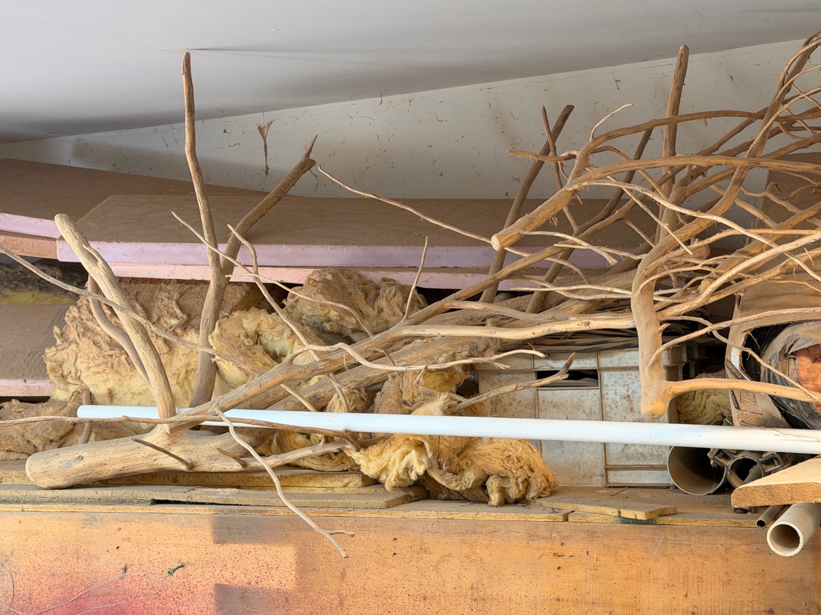 MISC. Includes wood - Construction Heater & Wiring - everything shown