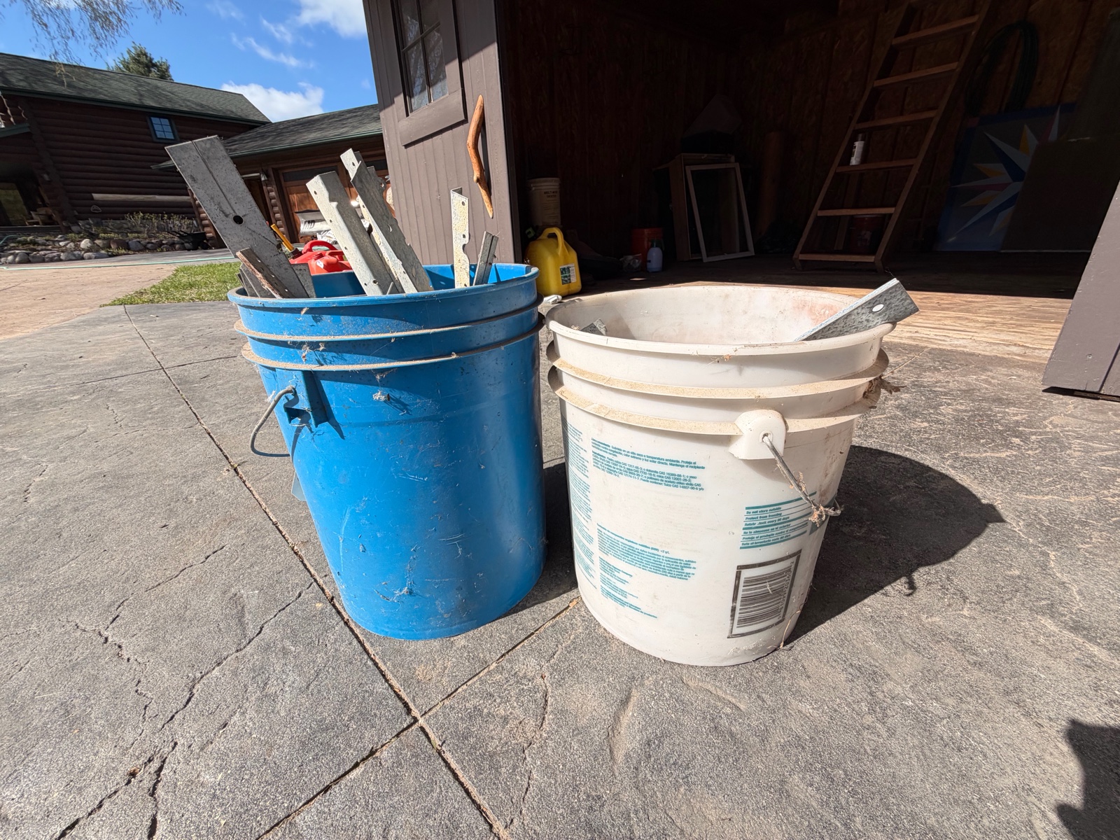 Joist hangers & Brackets two Buckets