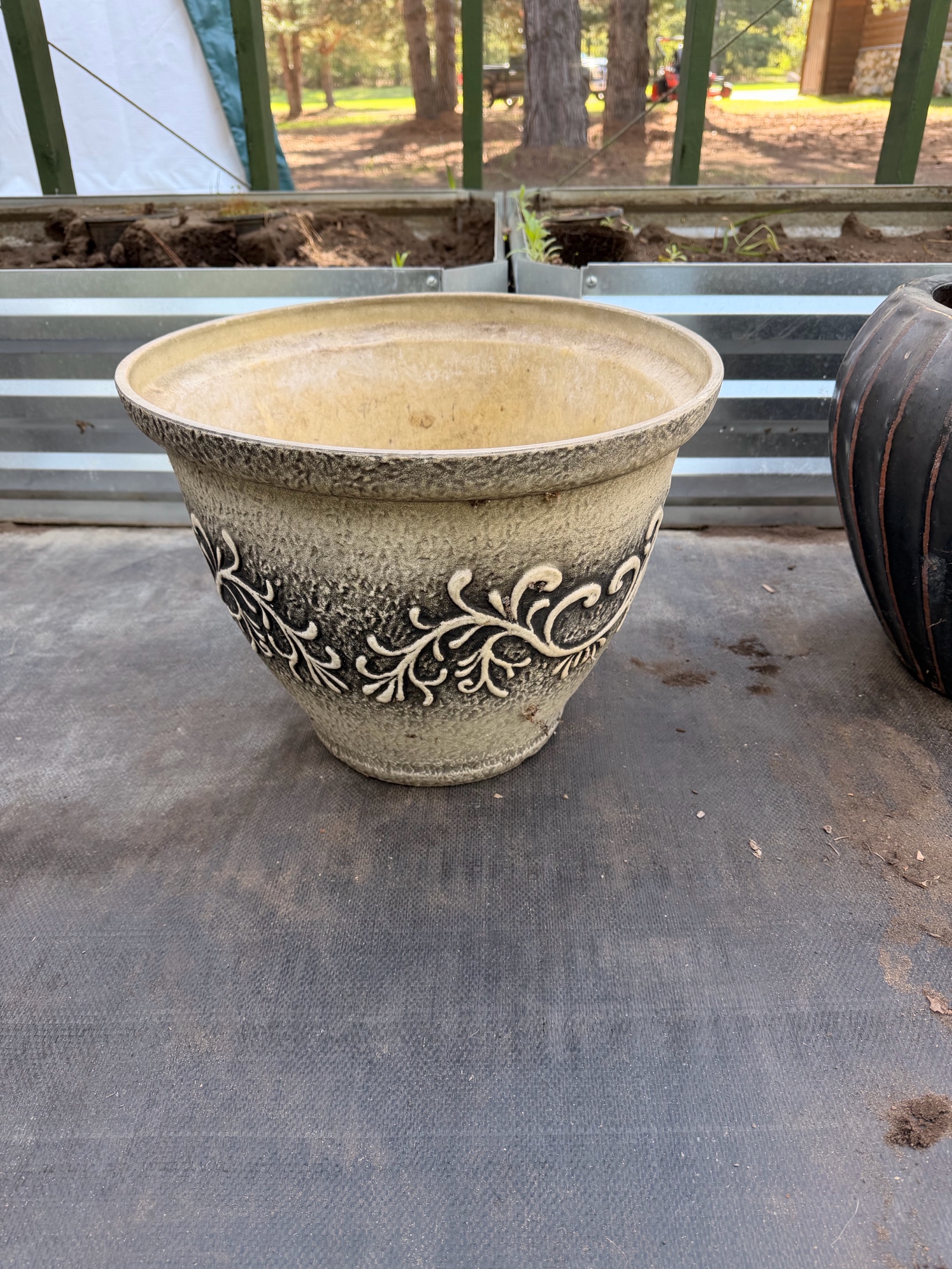 Garden pot - Light