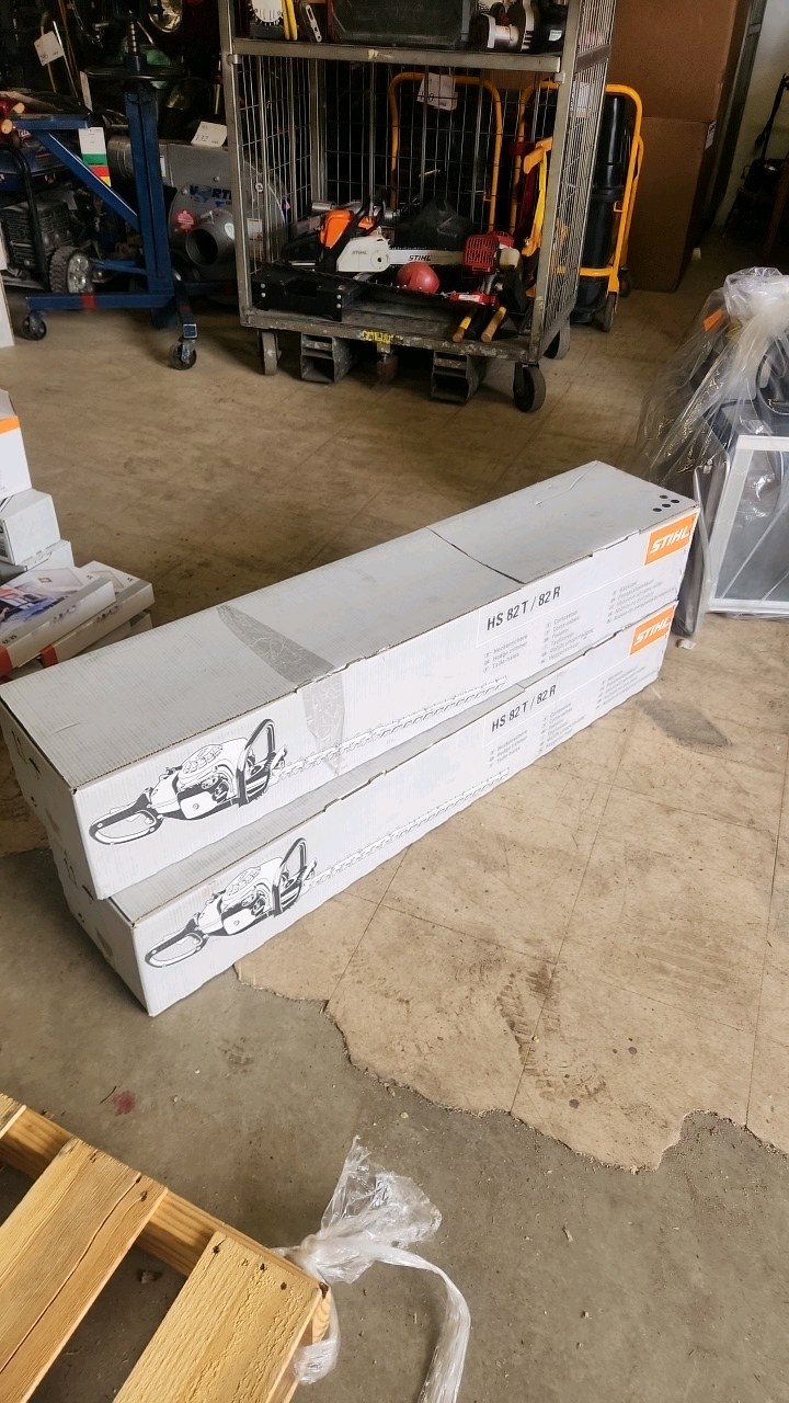 Stihl� HS82T 24 Hedge Trimmer