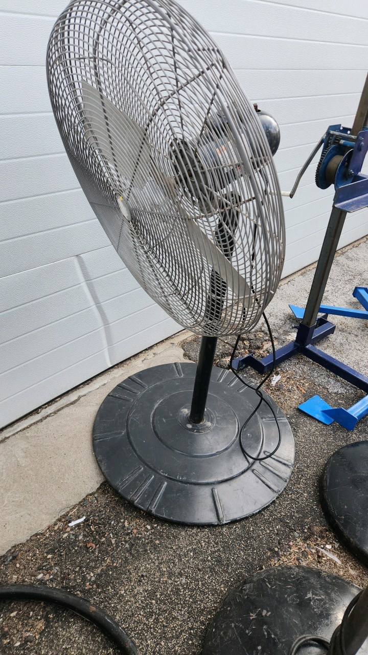 Pedestal Fan