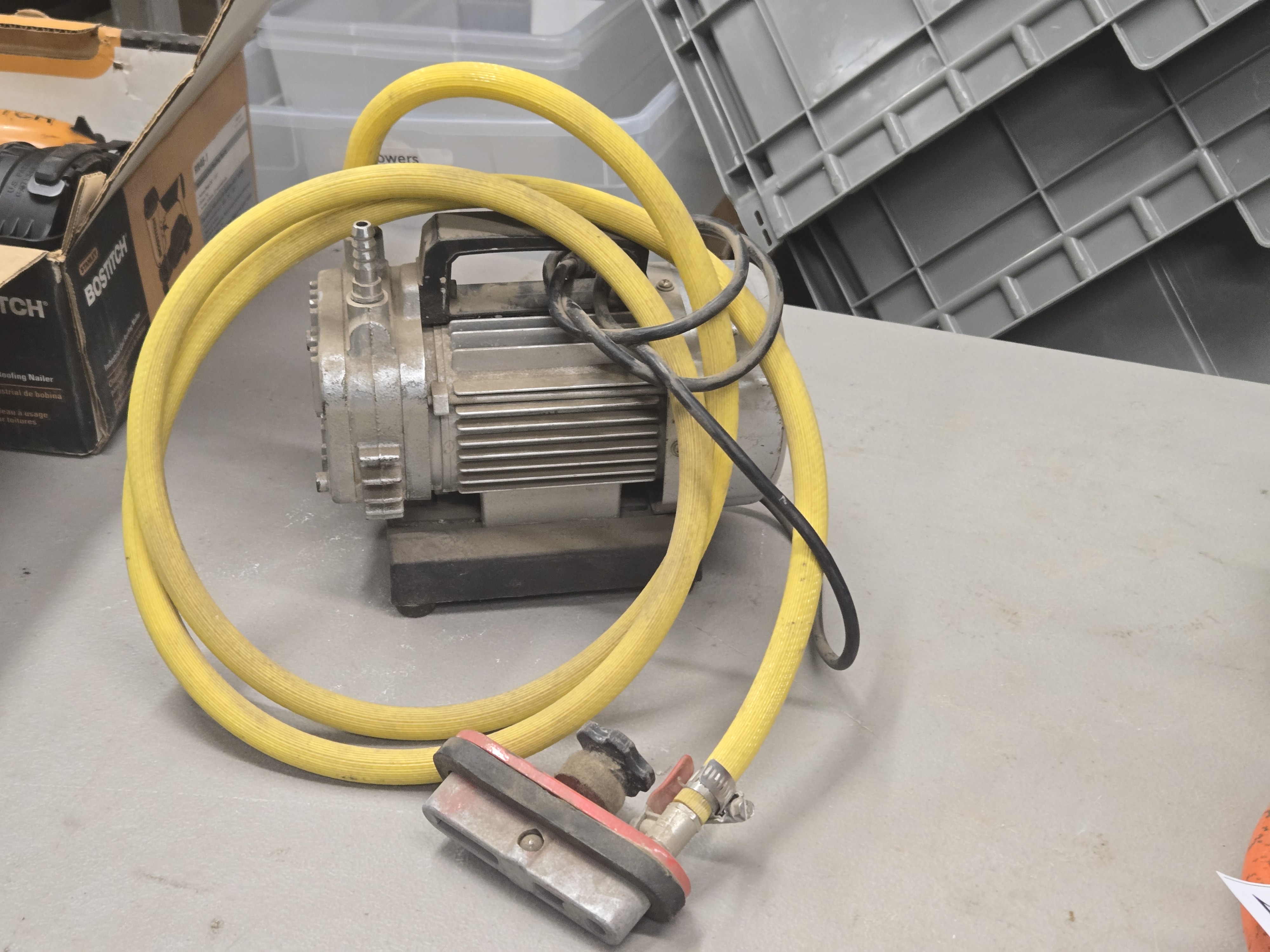 Vacuum Pump